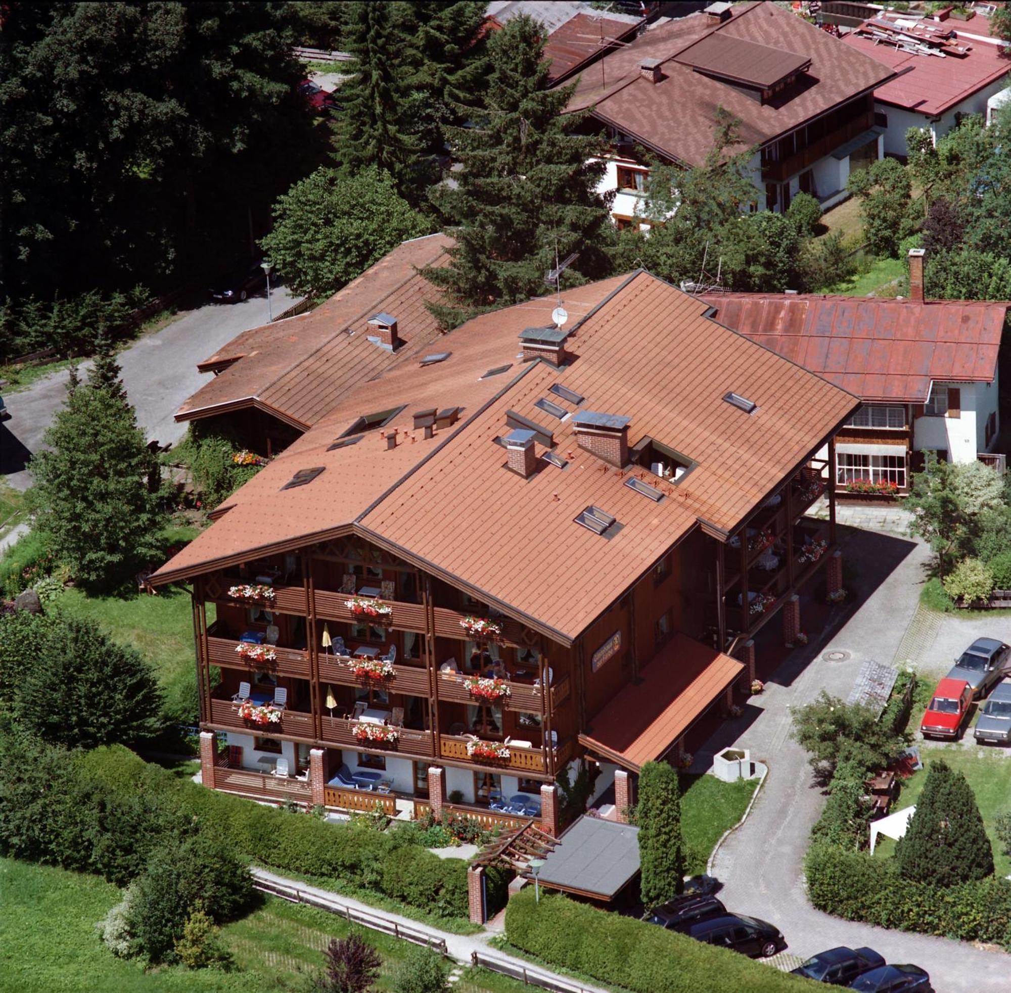 Gaestehaus Zur Faerbe Apartments Oberstdorf Ngoại thất bức ảnh